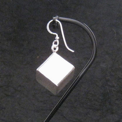 O0627 | earrings