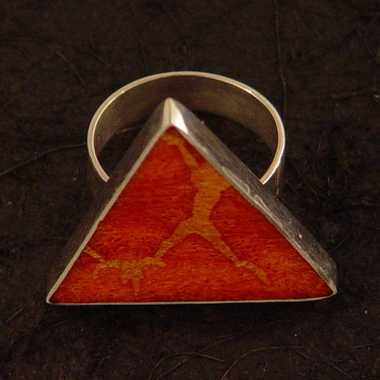 R0724 | Ring