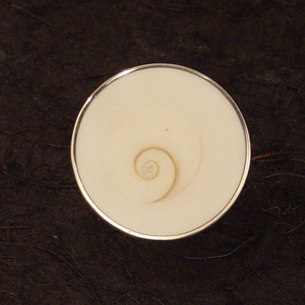 R0831 | Ring