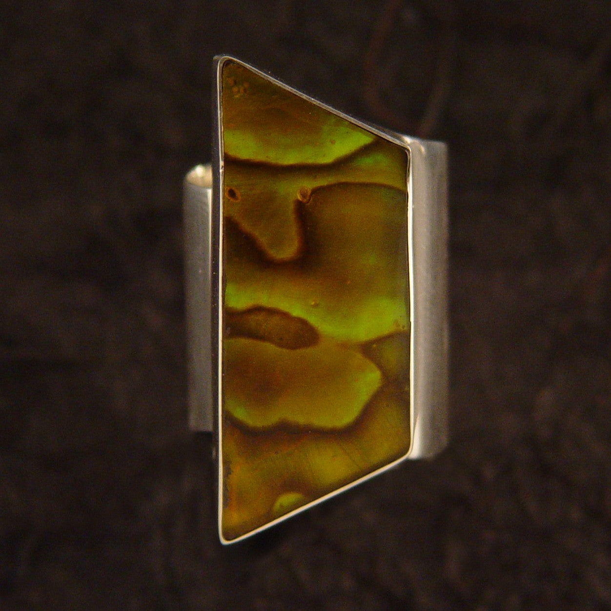 R0887 | Ring