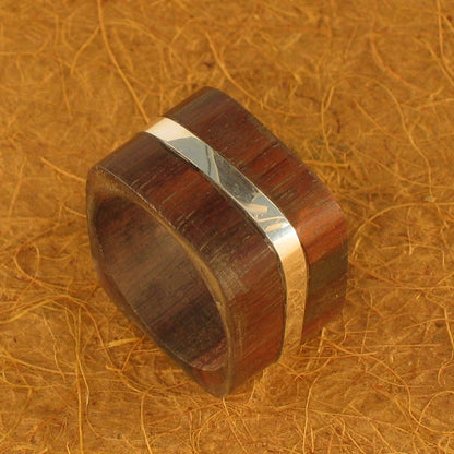 R0919 | Ring