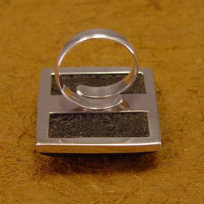 R0958 | Ring