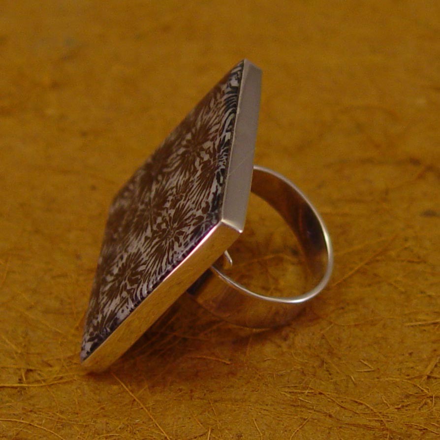 R0961 | Ring