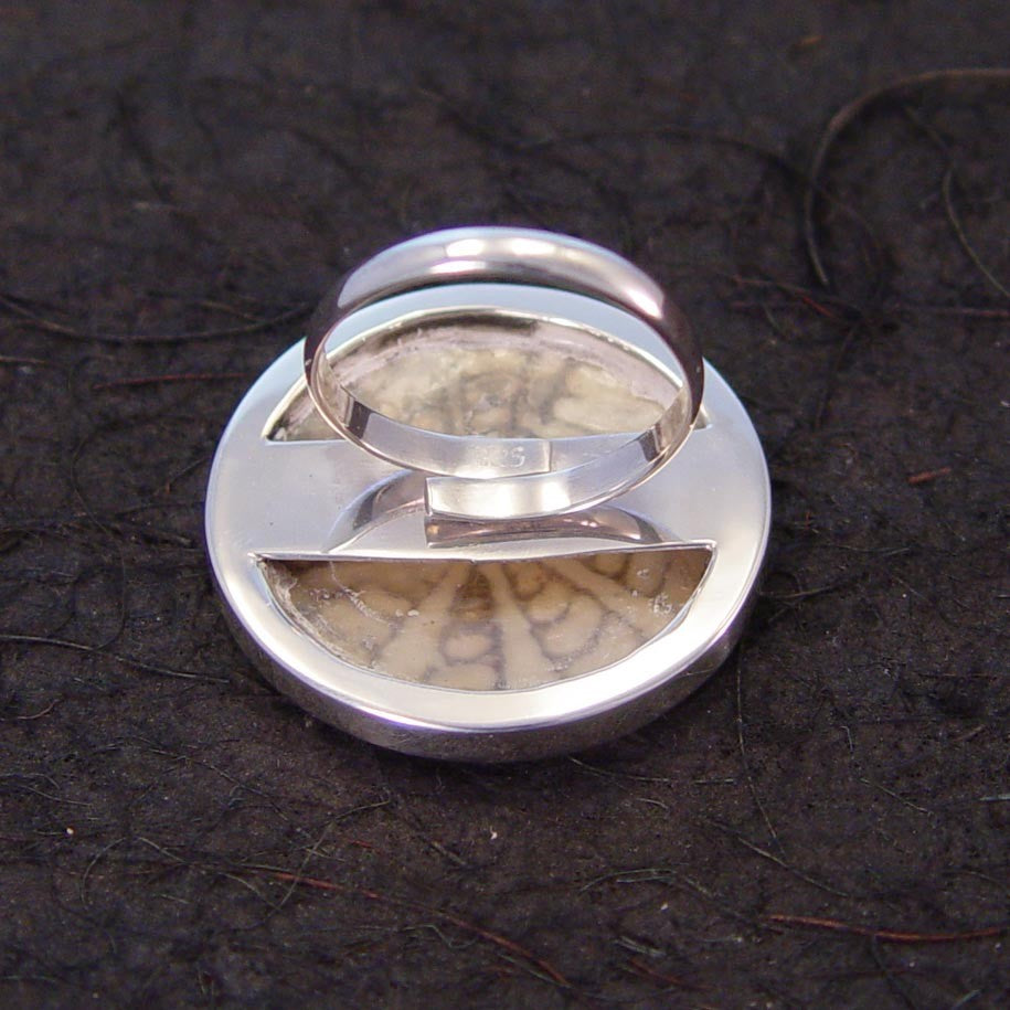 R0965 | Ring