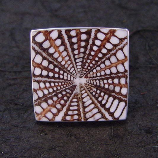 R0966 | Ring