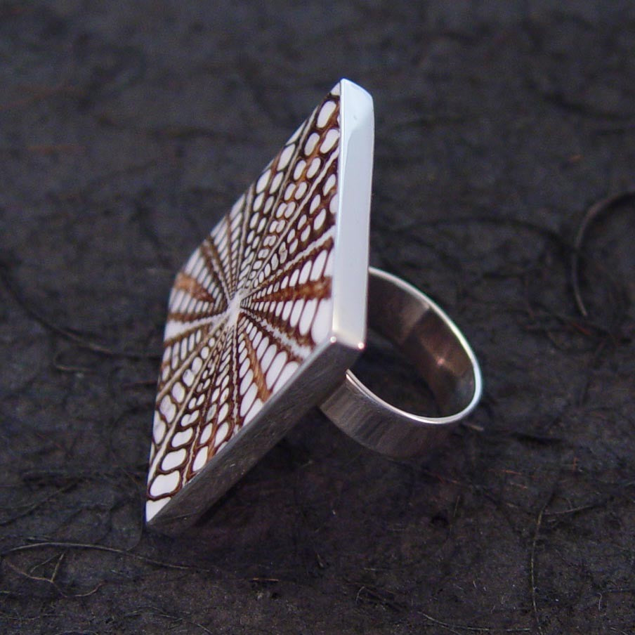 R0966 | Ring