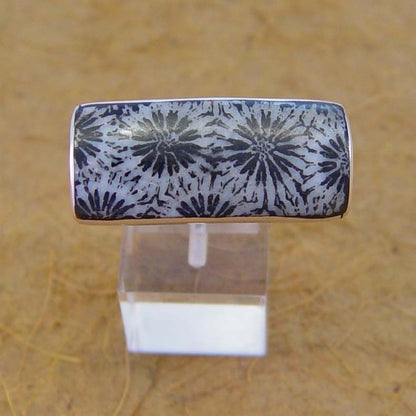 R0978 | Ring