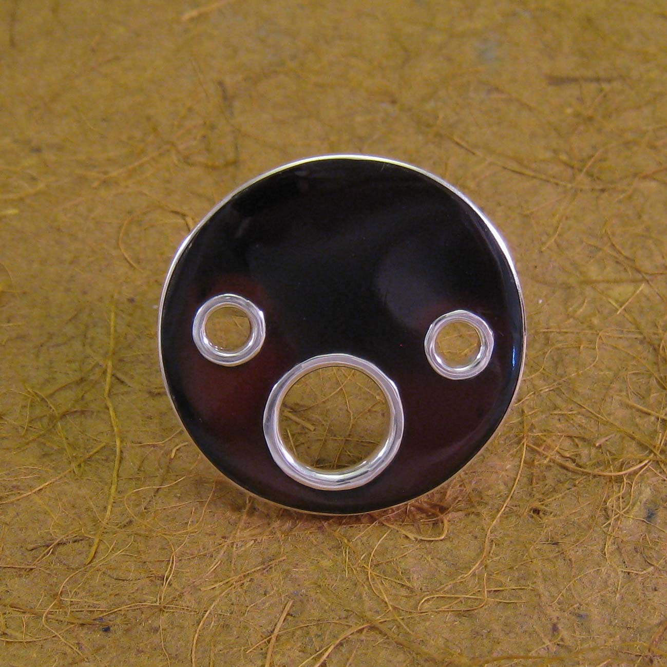 R1040 | Ring