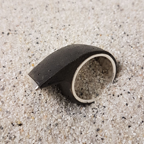 R1049 | Ring