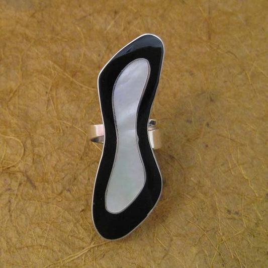 R1107 | Ring