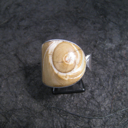 R1126 | Ring