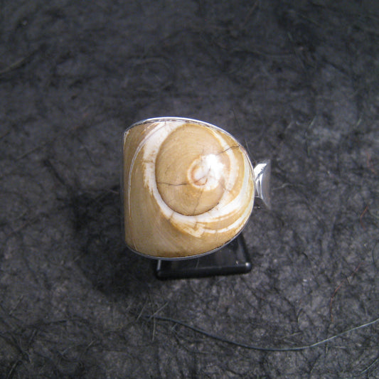 R1126 | Ring