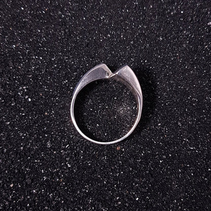 R1139 | Ring
