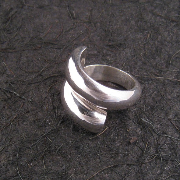 R1148 | Ring