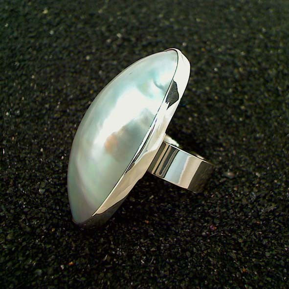 R1217 | Ring