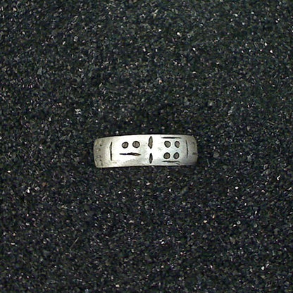 R1267 | Ring