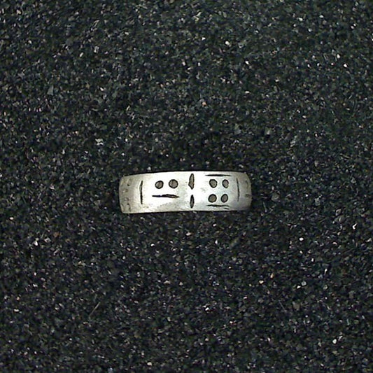 R1267 | Ring