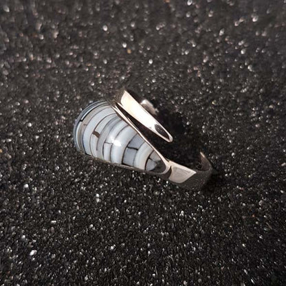 R1305 | Ring
