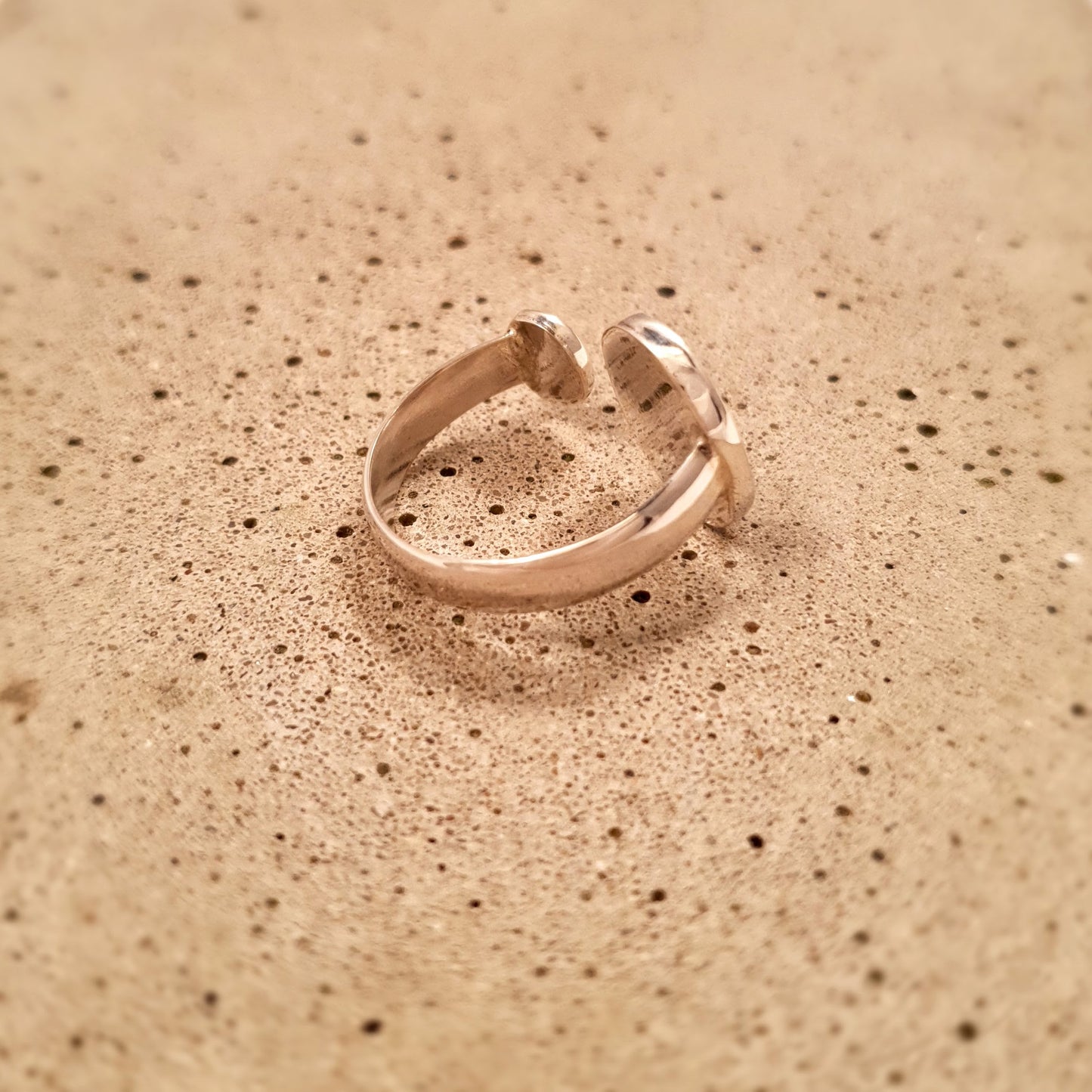 R1306 | Ring