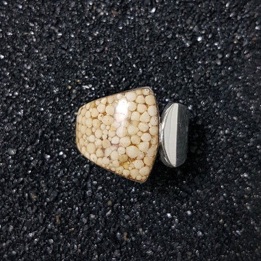 R1317 | Ring