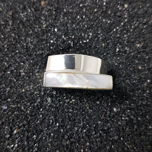 R1318 | Ring