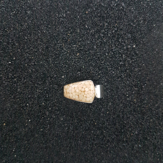 R1319 | Ring