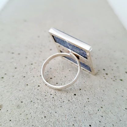 R1334 | Ring