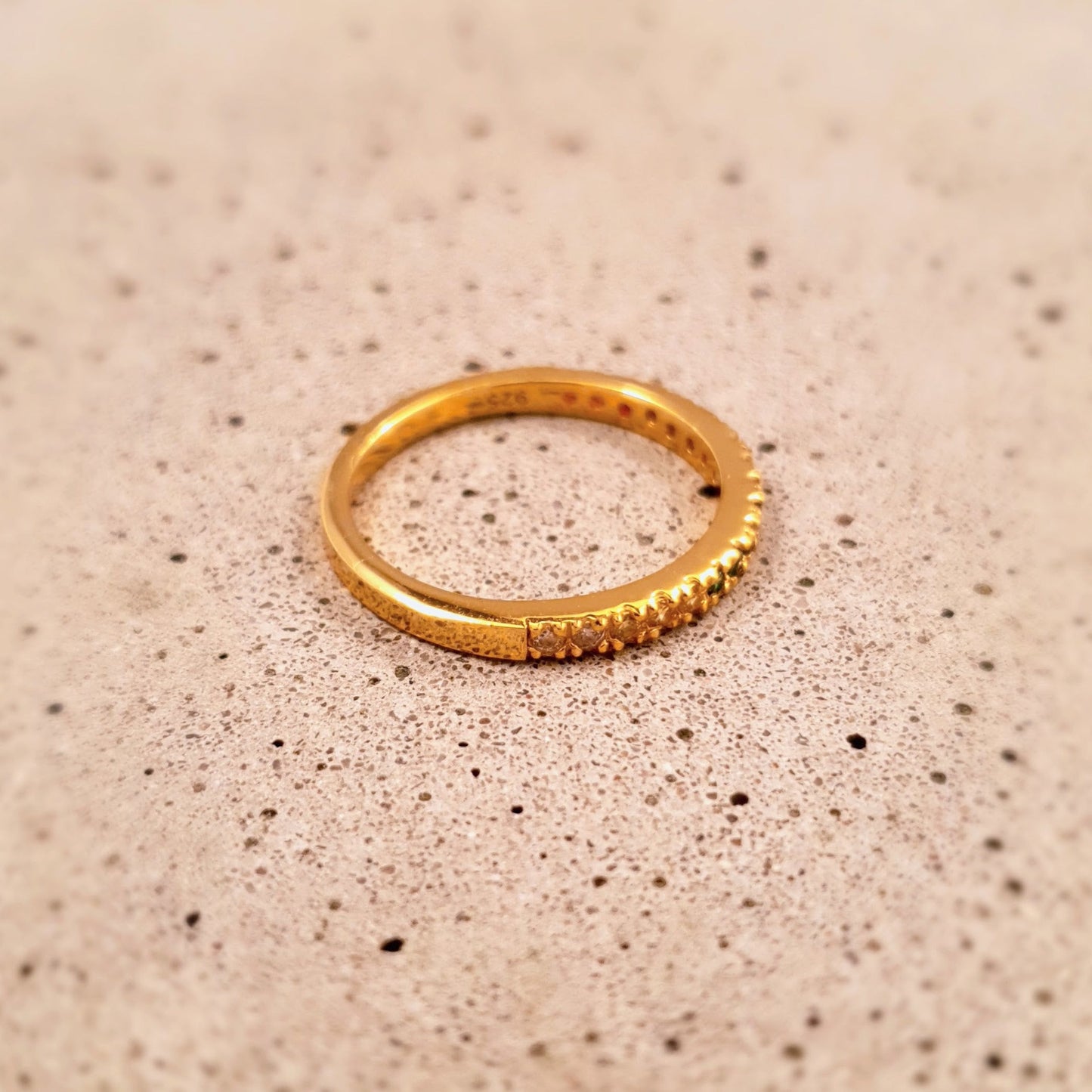 R1338 | Ring