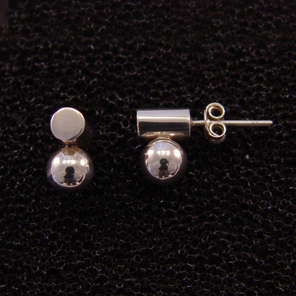 S0937 | ear studs