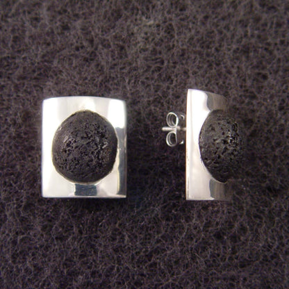 S1246 | ear studs