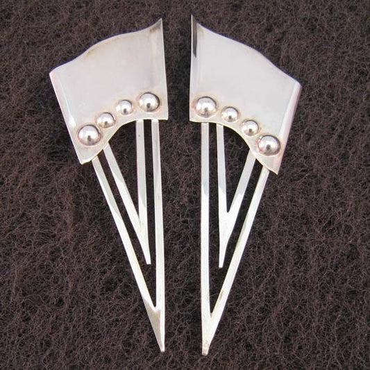 S1363 | ear studs