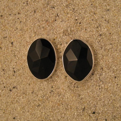 S1378 | ear studs