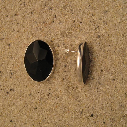 S1378 | ear studs