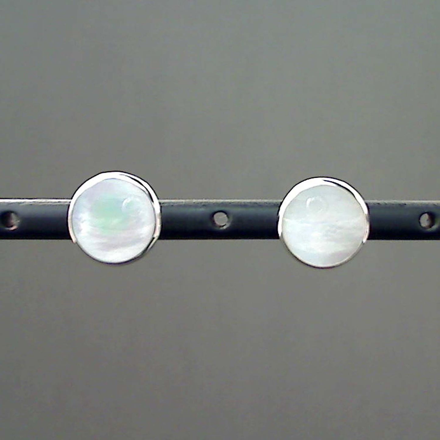 S1392 | ear studs