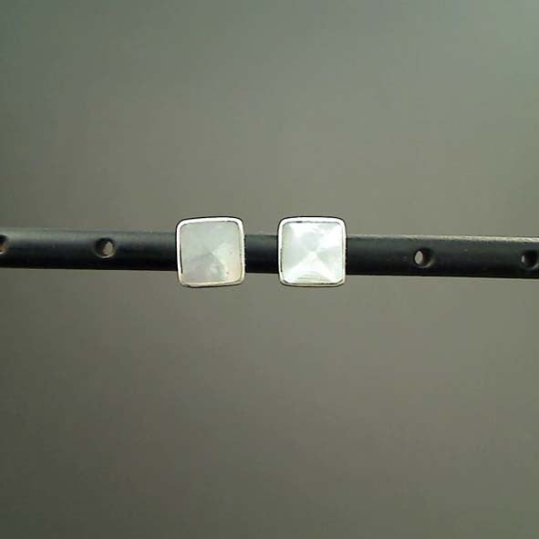S1404 | ear studs