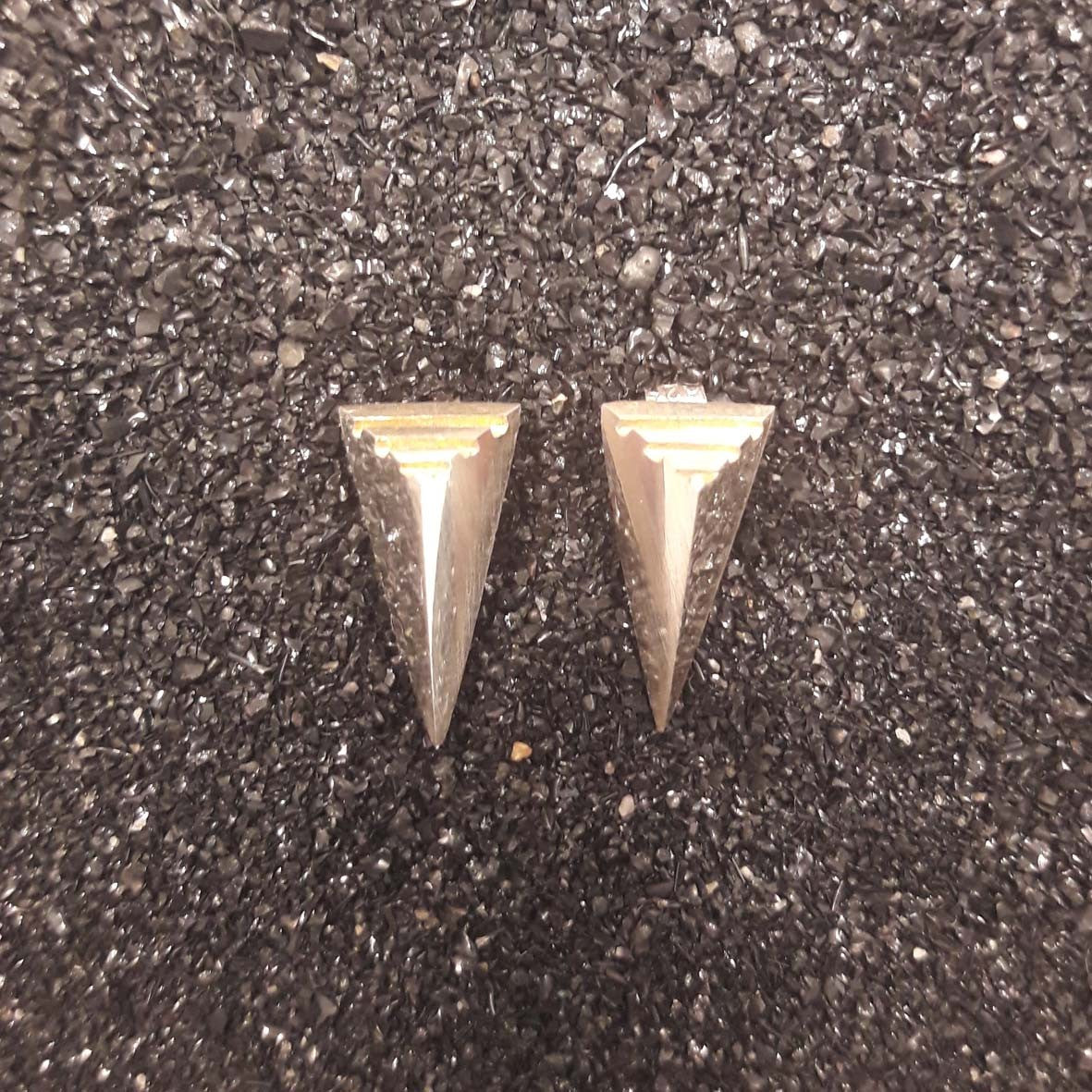 S1504 | ear studs