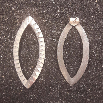 S1515 | ear studs