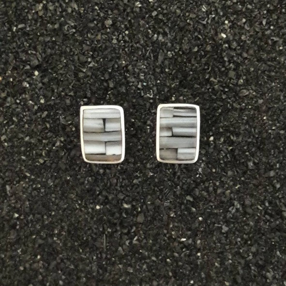 S1518 | ear studs