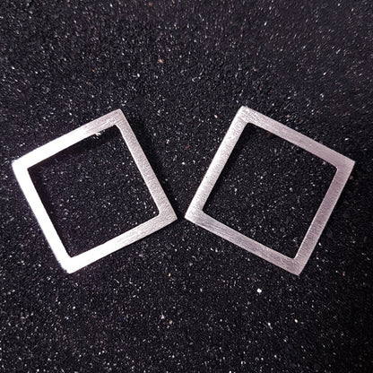 S1549 | ear studs