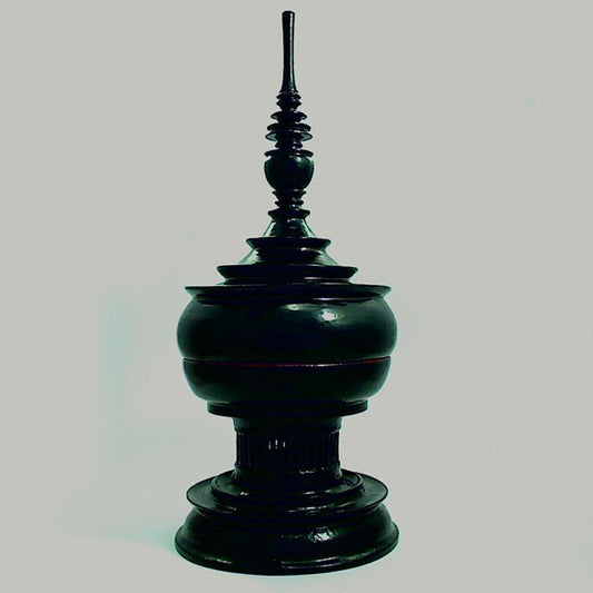 Y0450 | Opferdose aus Lack