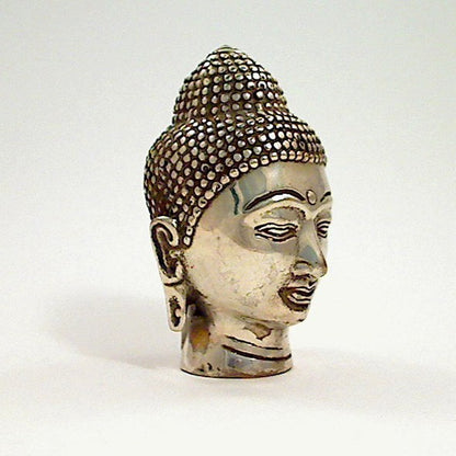 Y0543 | Buddhakopf aus Weißmetall